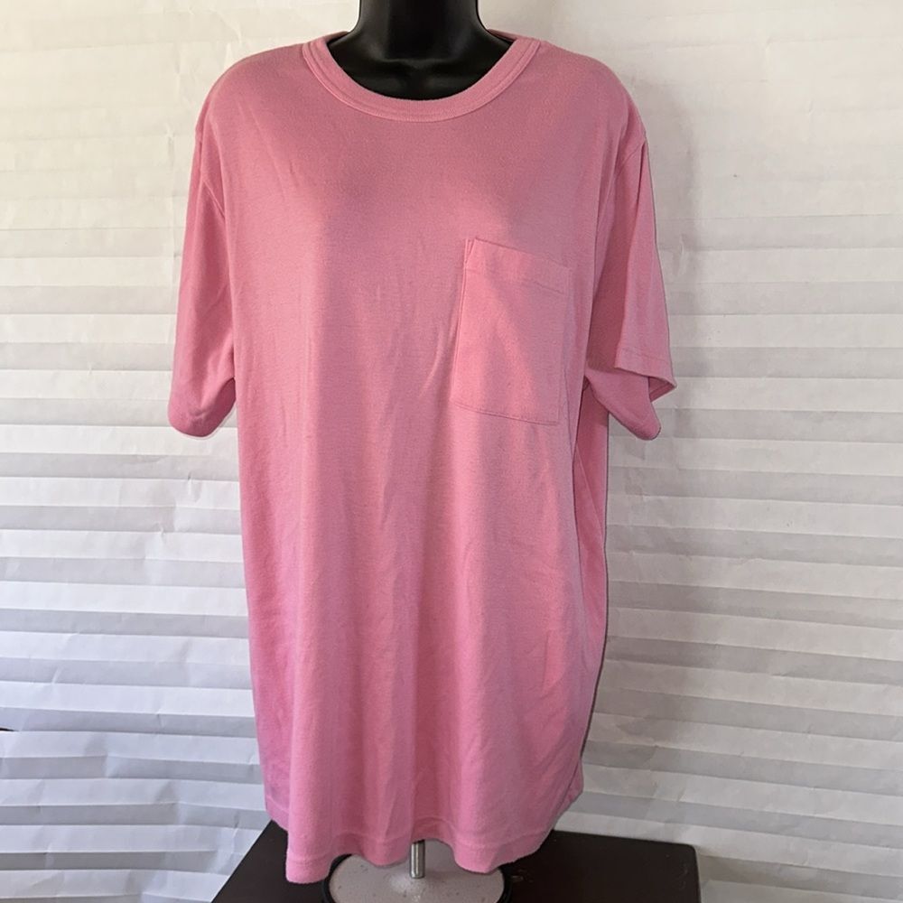 Roaman’s Women's Pink Crew Neck Pocket T-Shirt Short Sleeve Size Large Casual
